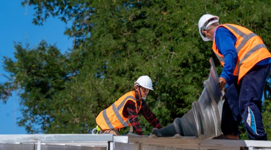 Professional gutter cleaning in Dunlo, PA